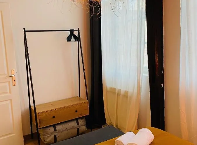 Appartement Place De La Cath' Avec Parking