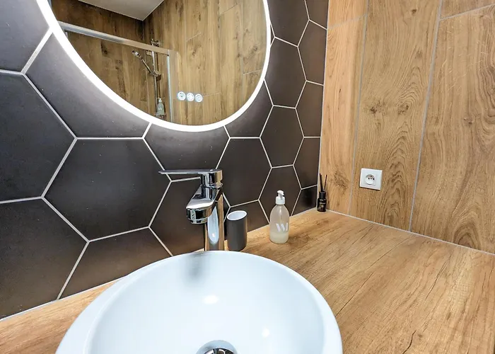 Appartement Place De La Cath' Avec Parking *