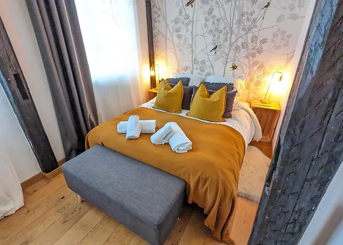 Apartment Place De La Cath' Avec Parking